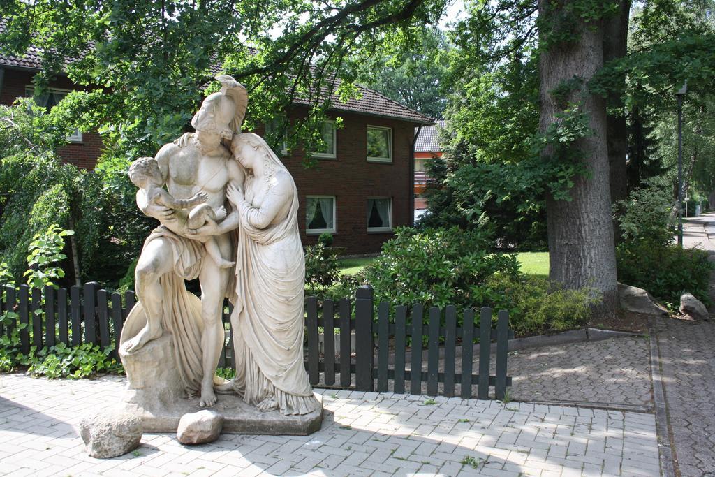 Hotel Haus Hubertus Schneverdingen Esterno foto
