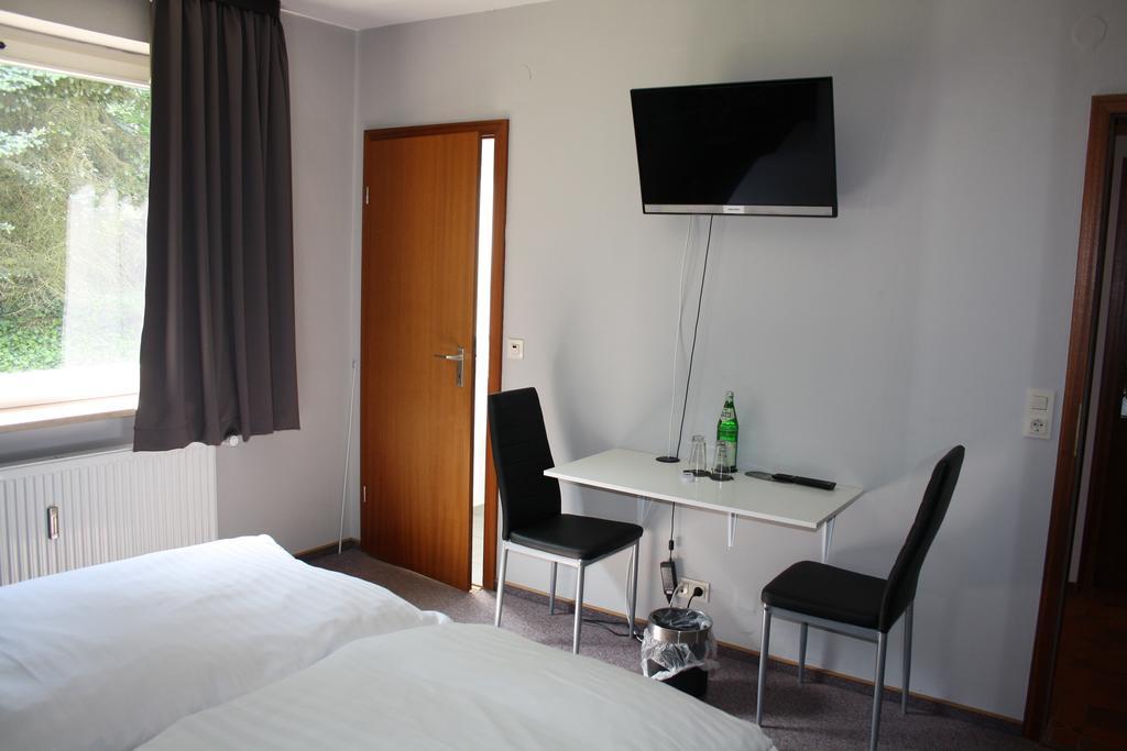 Hotel Haus Hubertus Schneverdingen Esterno foto