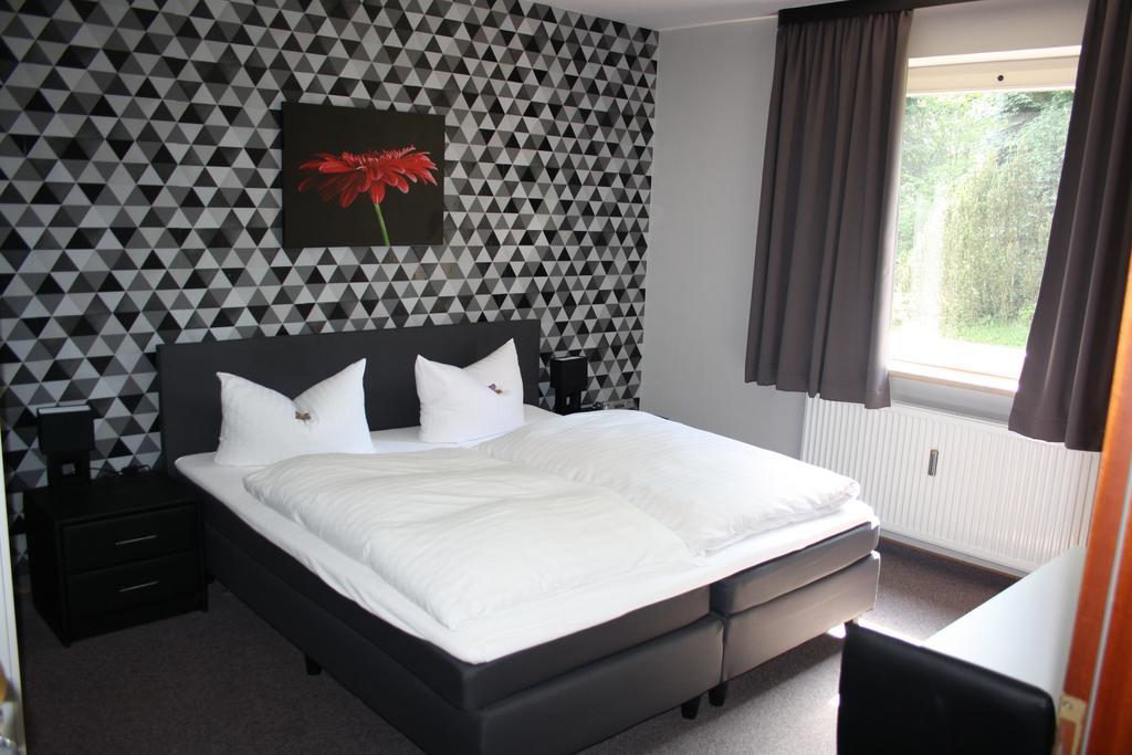 Hotel Haus Hubertus Schneverdingen Esterno foto